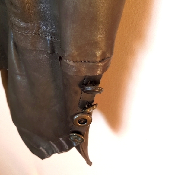 Danier leather blazer sz S - Picture 3 of 9